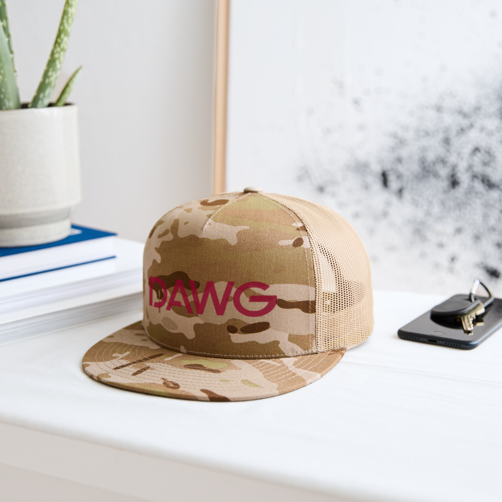 Maroon DAWG Trucker Hat - MultiCam\tan