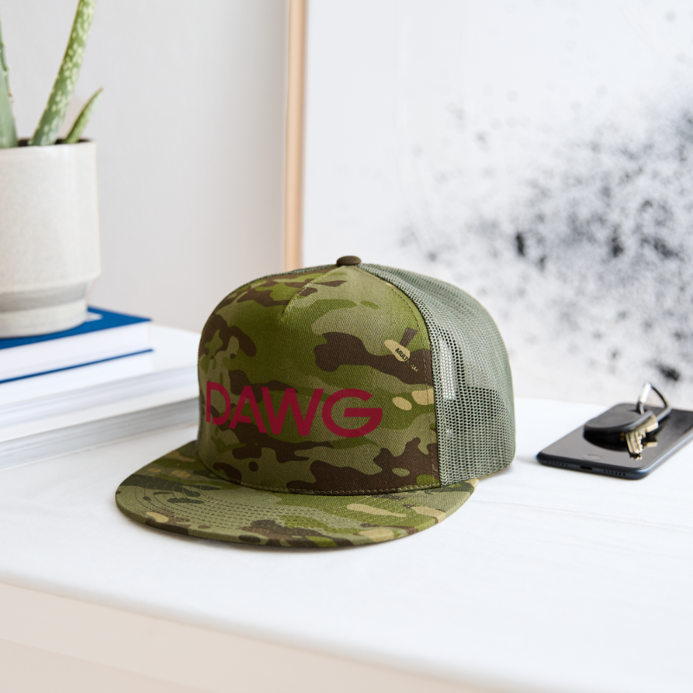 Maroon DAWG Trucker Hat - MultiCam\green